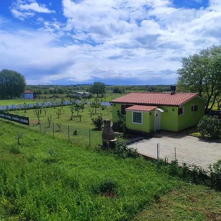 Nyaraló Kuca Za Odmor Tri Sunca Póla